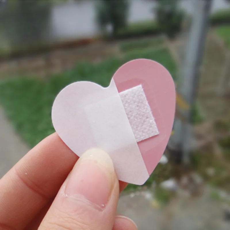 10pcs/set Heart Shape Red Band Aid Plaster for First Aid Skin Patch Women Girls Adhesive Bandages Woundplast