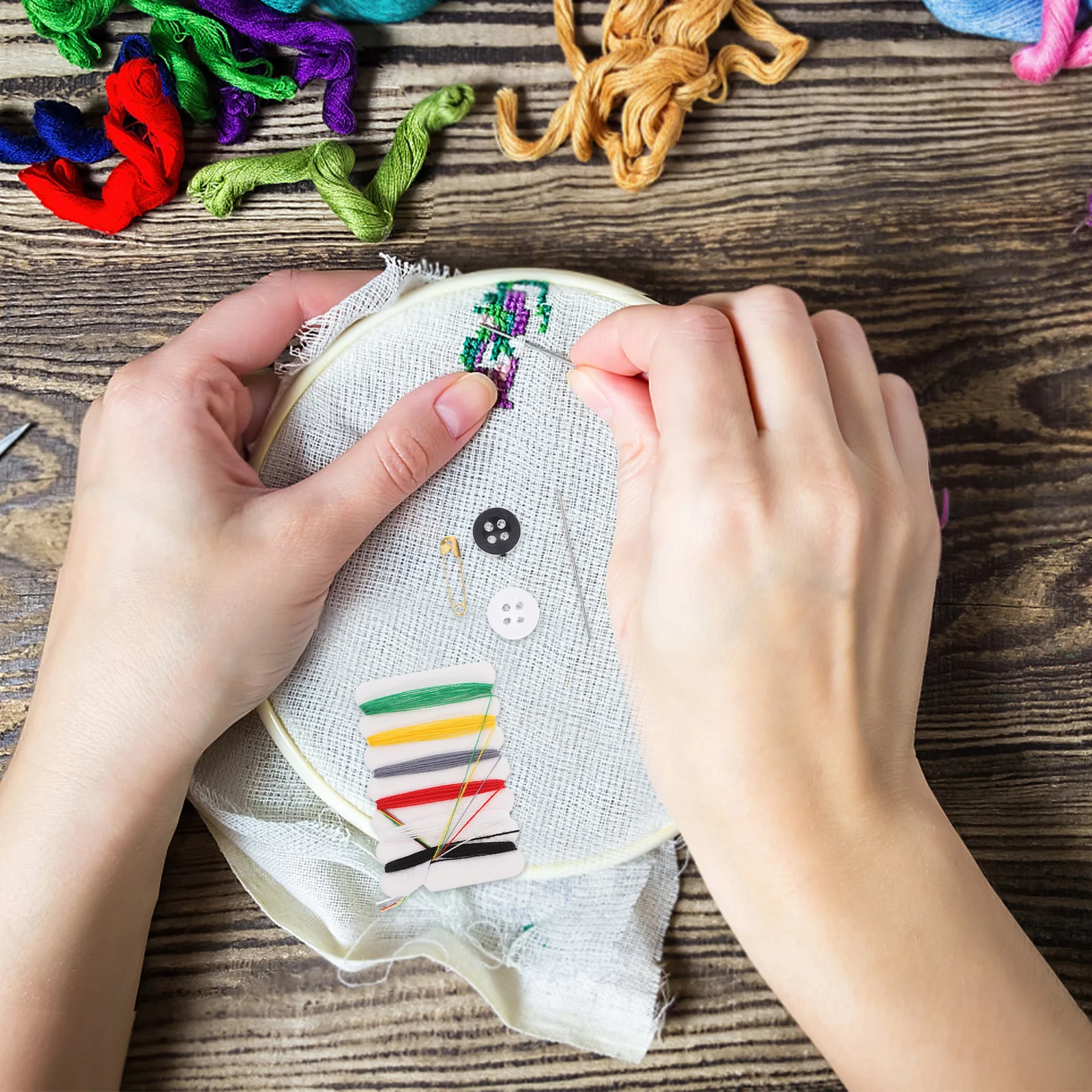 

100Packs Sewing Thread Kit Mini Portable Needle Pin Button Travel Hotel Supplies Home DIY Mending Tools Sewing Thread Kit