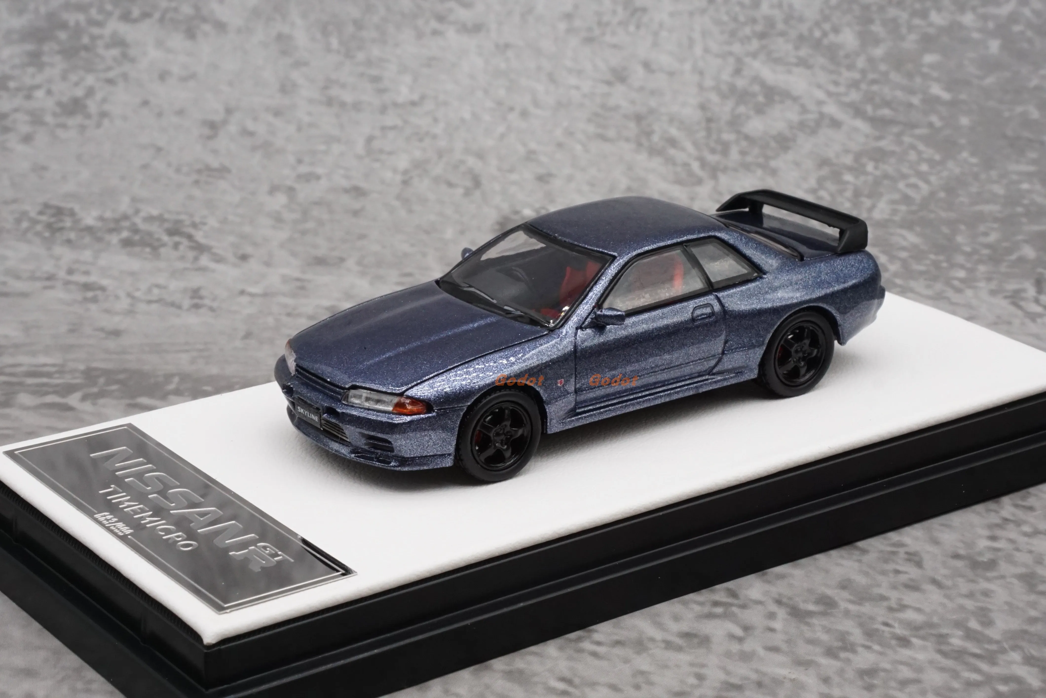 TM 1/64 GTR r32 alloy car model toy