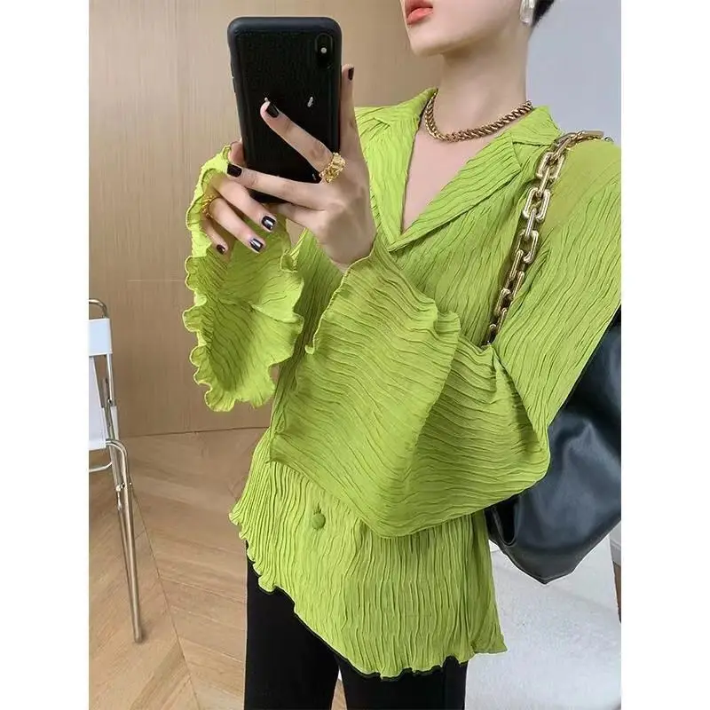 

Elegant Green Flare Sleeve Blouses Female Vintage Pleated Shirts for Women Designer Spring 2022 Fashion Buttoned Shirt