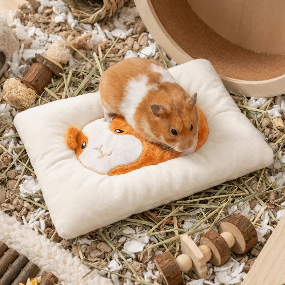 Warm Guinea Pig Cushion Comfortable Non-Slip Hamster Embroidered Cotton Pads Cartoon Pattern Thickened Soft Hamster Nest Mat