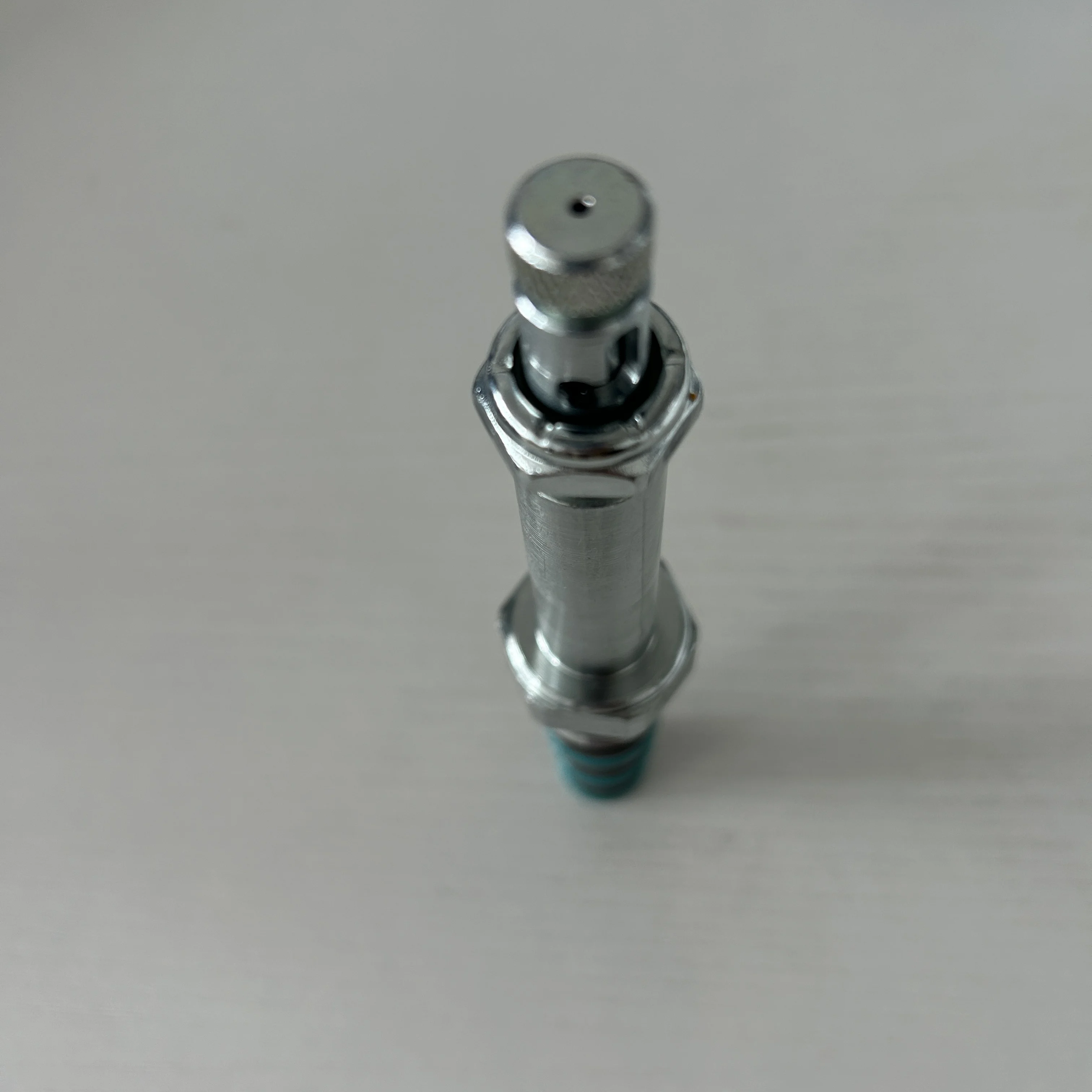 par  ker DSL104BT Threaded Hydraulic Solenoid Valve Normally Open Control Valve