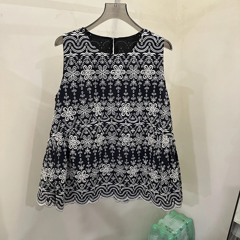 

French Style Small Fragrance Embroidery Tank Top Women Summer Korean Sweet Sleeveless Sexy Sweater Vest Fashion Casual T-shirt