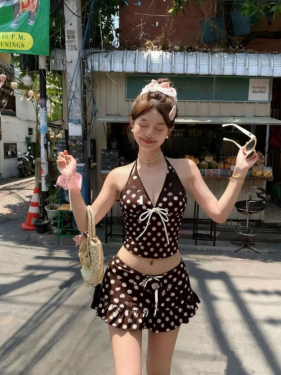 

Black Sugar Milk Wave Ins Brown V-neck Hanging Neck Polka Dot Bikini Vacation Island Resort Photo Shoot Separate Swi...