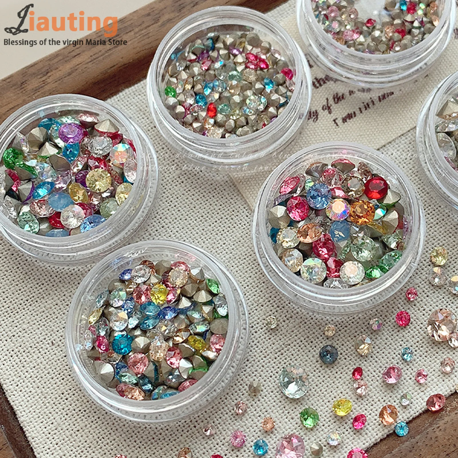 คริสตัลตกแต่งเล็บแบบมีประกาย 50/100 ชิ้น หลากสี รูปทรงสามมิติ ปลายแหลม ประดับเล็บด้วยเพชร สำหรับตกแต่ง DIY