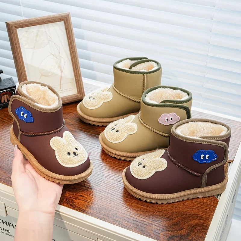 

Детские полусапожки на толстом меху, зимние сапоги для девочек с мягкой подошвой, новинка зимы 2025, детские кожаные сапоги с круглым носком, удобные на липучке