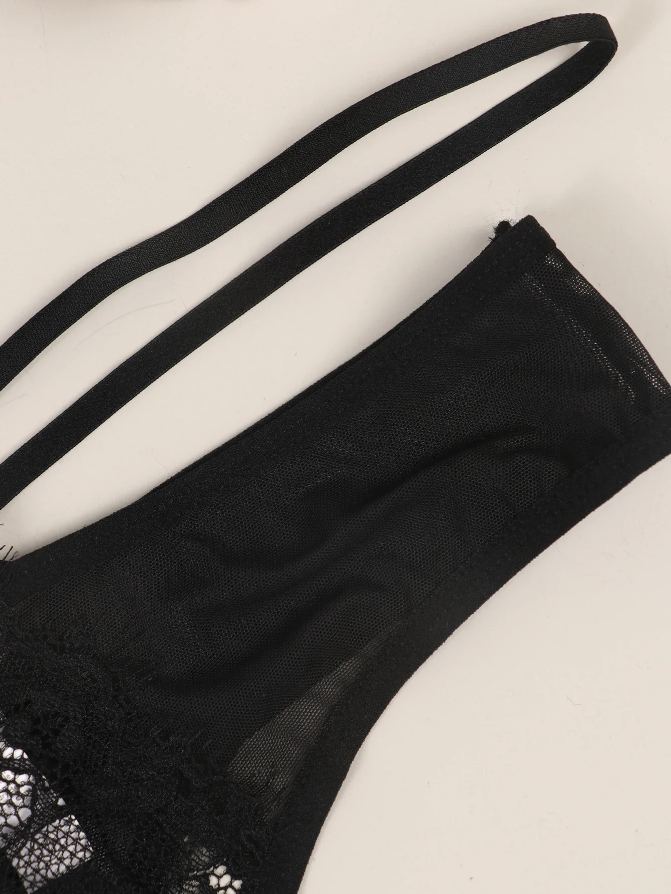 Sexy atmungsaktiver Tanga aus Mesh-Spitze für Damen, bequeme Unterwäsche mit Kreisverzierung