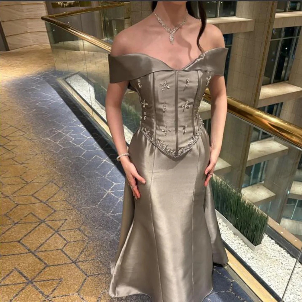 فساتين سهرة مشد مخصصة قبالة الكتف كريستال حورية البحر فستان سهرة باربي فضي طويل لحفلات الزفاف