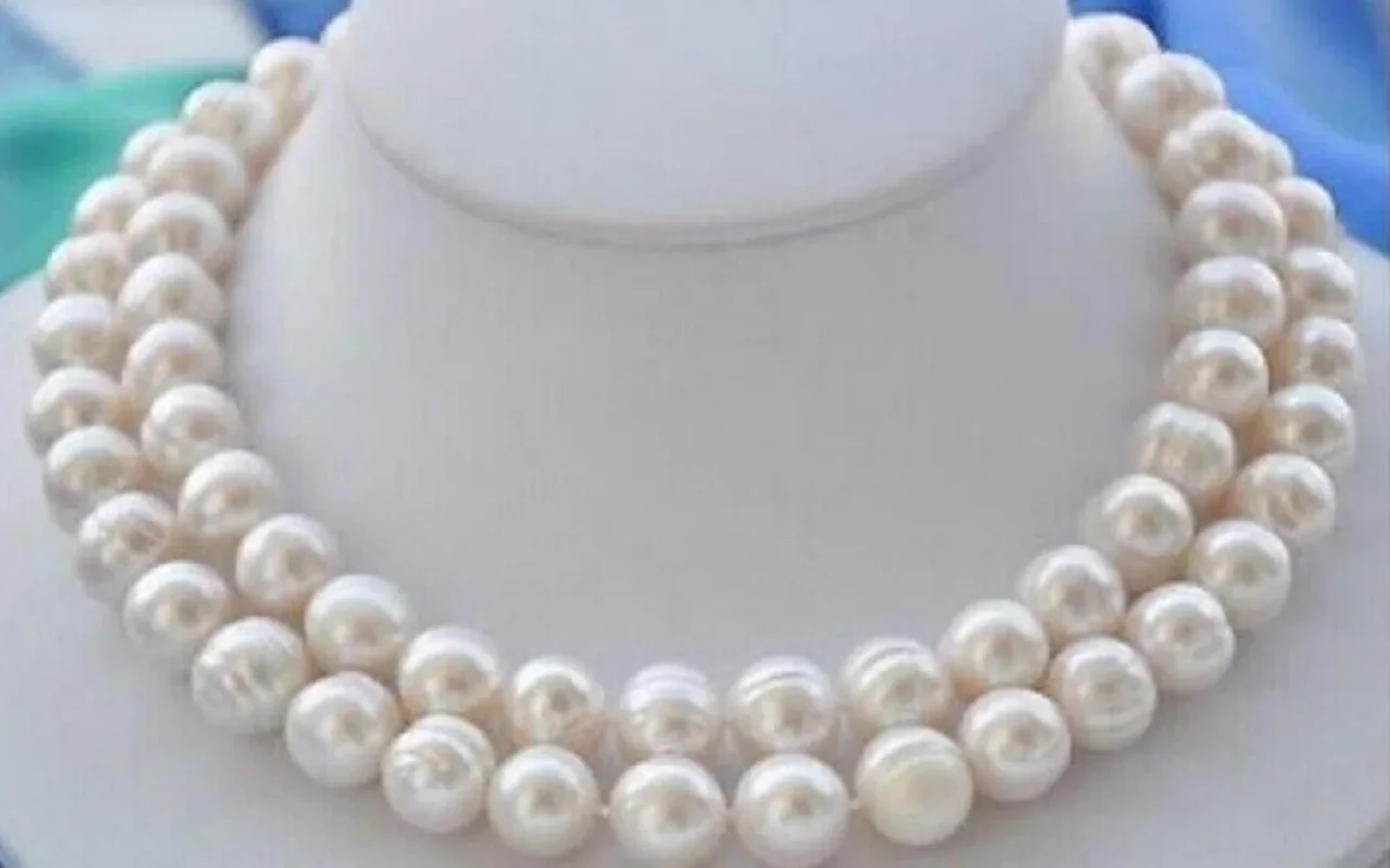 

18 inch AAA 10+-12mm South China Sea natural white pearl necklace with 14Kp gold buckle and earrings