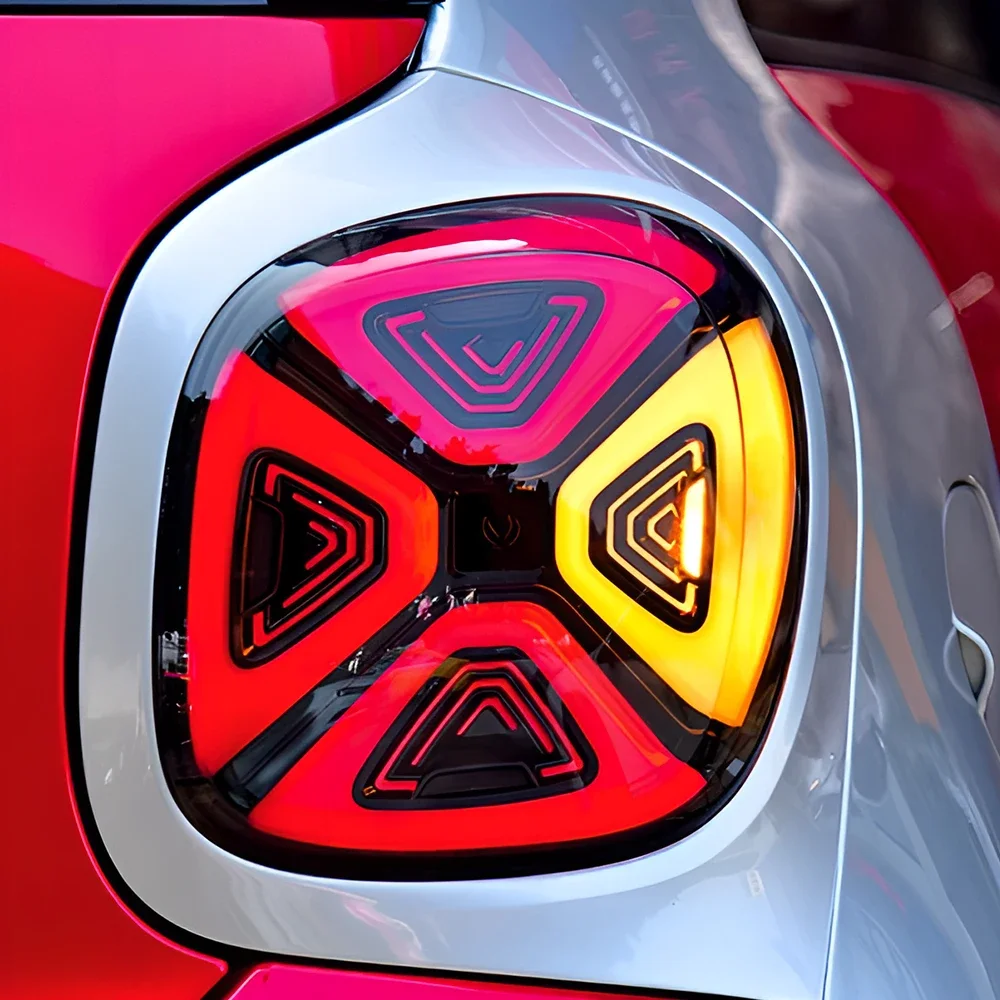 Car Rear Light Assembly for Smart Fortwo Forfour 2015-2019 W451 W453 W452 Turn Signal Brake Reverse Fog Tail Lamp Accessories view 2