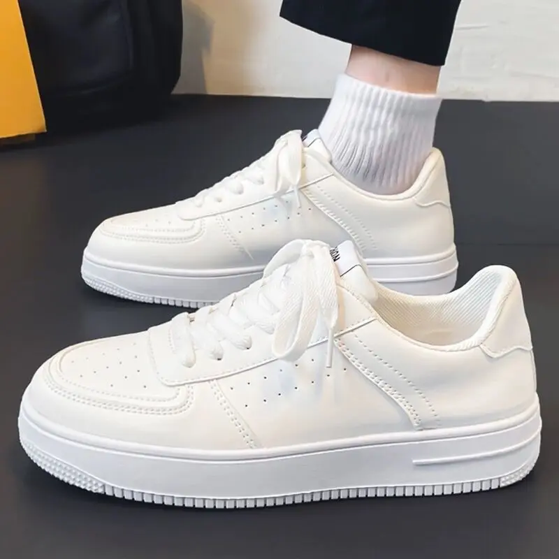 Klassieke Witte Schoenen Voor Mannen Korea Stijl Trendy Student Schoenen Voor Mannen Ademende Chunky Causale Mannen Schoenen Vier Seizoenen Sneakers