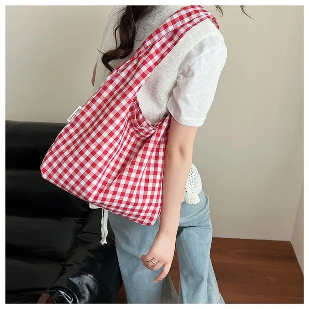 Lässige koreanische karierte Canvas-Tragetasche, Freizeit-Reise-Einkaufstasche, Doppelgriff-Schulterhandtasche für Jugendliche, Pendler und Studenten – Detail 11