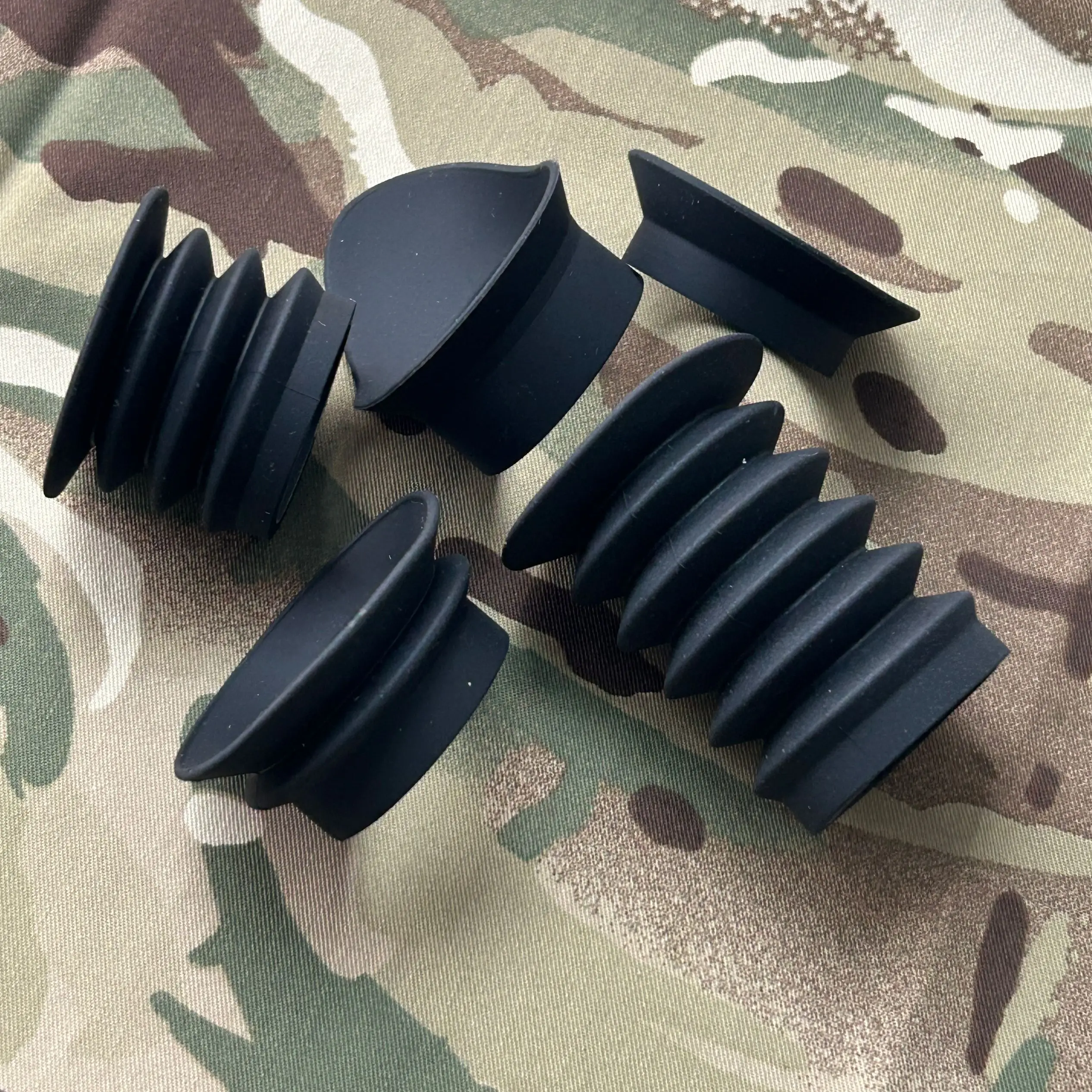 20 PCS Rifle Scope Rubber Recoil Eye Protector Cups Eyepiece Guards Shields Cover for Thermal Imaging Helmet Night Vision Device