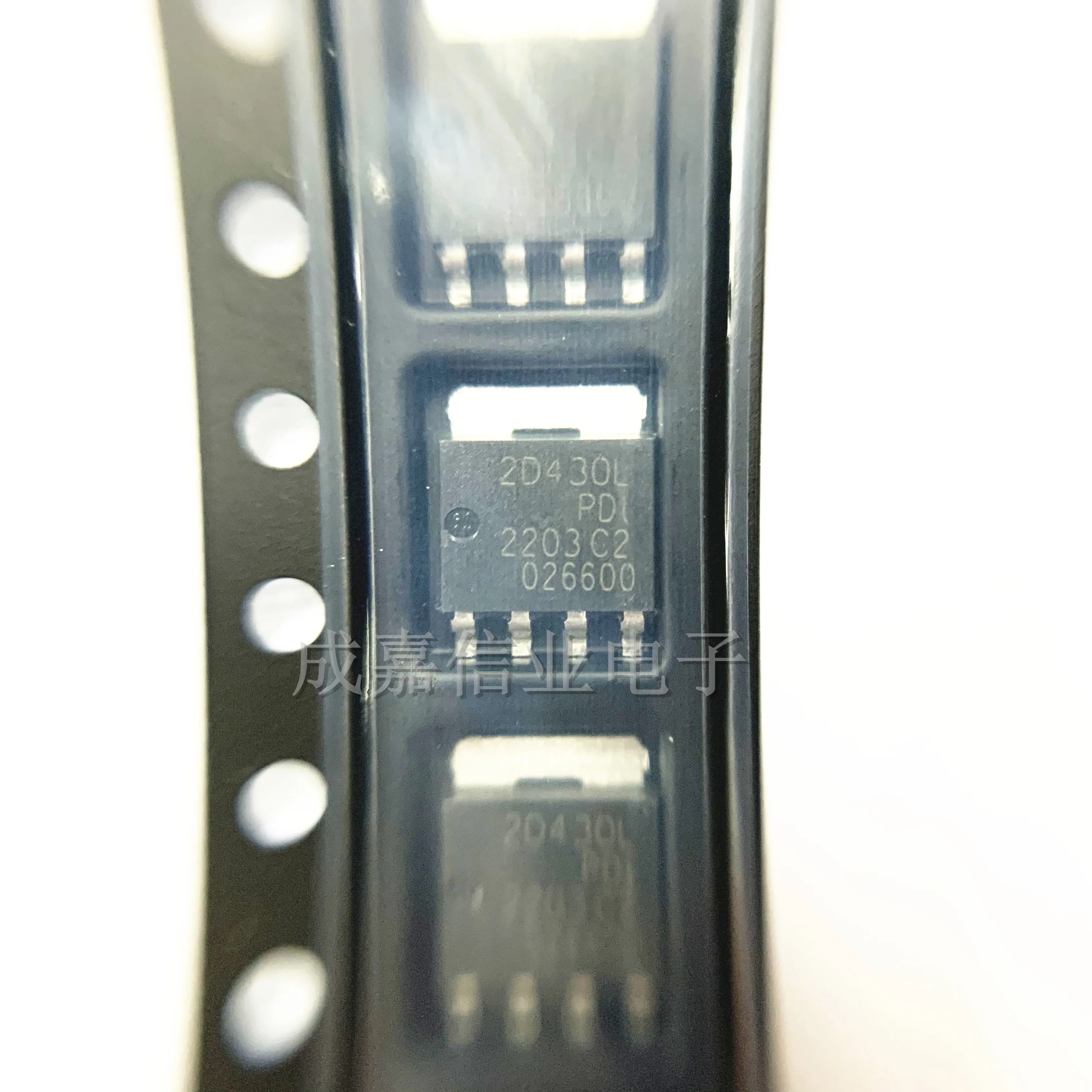 10pcs/Lot PSMN2R4-30YLDX SOT-669 MARKING;2D430L 30 V 100 A 2.4 mOhm N-Channel Logic Level Mosfet - LFPAK-56