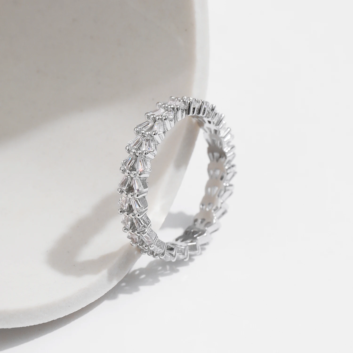 MODIAN 925 Sterling Silver Clear CZ Trapezoid Eternity Finger Ring modny mała biżuteria ślubna do układania w stosy dla kobiet — zdjęcie 7