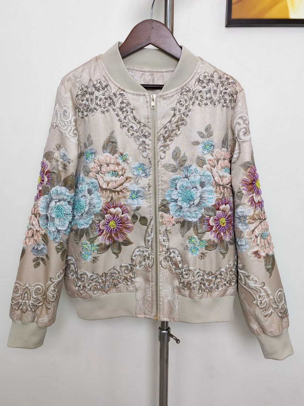 XXL Coat Jackets 2026 Autumn Winter Fashion Women Hand Made Beading Flower Patchwork Long Sleeve Casual Bomber Jackets Outwear
