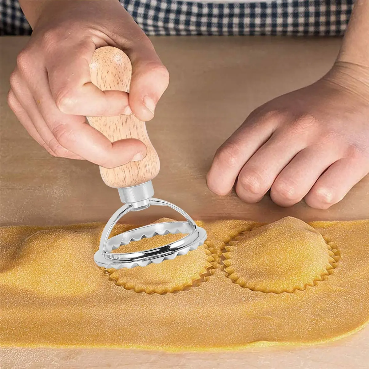 ABFS Ravioli Pasta Cutter Set, Ravioli Stamp Maker with Wooden Handle for Ravioli, Pasta, Dumplings Lasagna, Pierogi