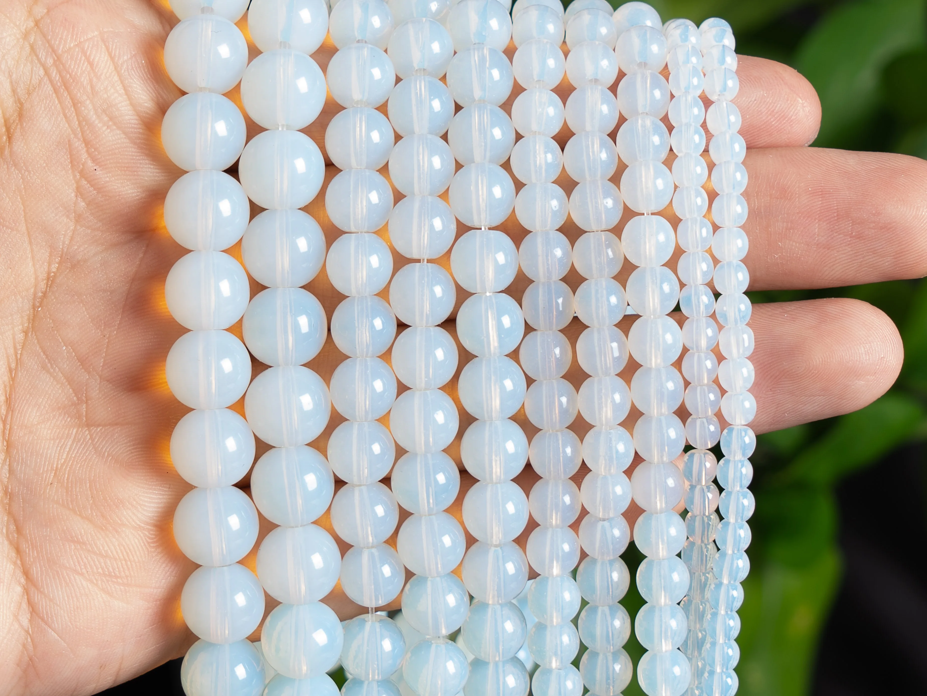 

Natural Stones Beads White Glass Crystal Loose Beads Round Shape Size Options 4/6/8/10mm for DIY Jewelry Accessories Making