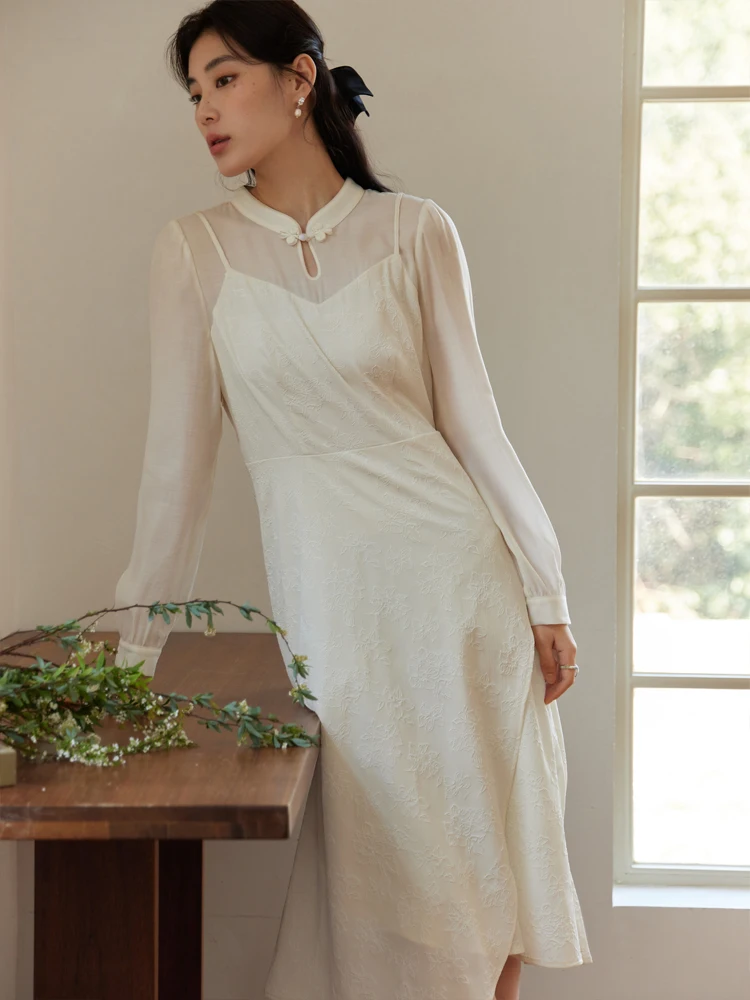 DUSHU Fake Two Piece New Chinese Style Stand Collar Women White Long Dresses Disc Buckle design Puff Sleeve Dress 24DS81262