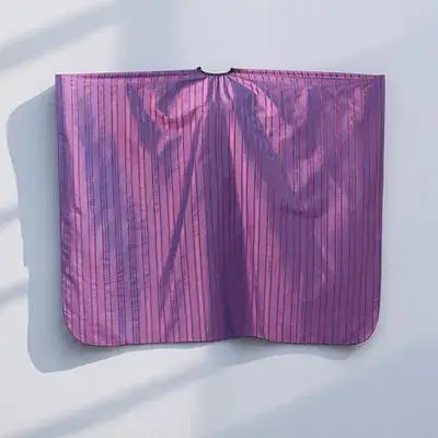 

Водонепроницаемый парикмахерский пеньюар с фиолетовыми полосками, устойчивый к пятнам, легко чистится, для салонов, дома, парикмахерских, принадлежности для стрижки, накидка для парикмахера