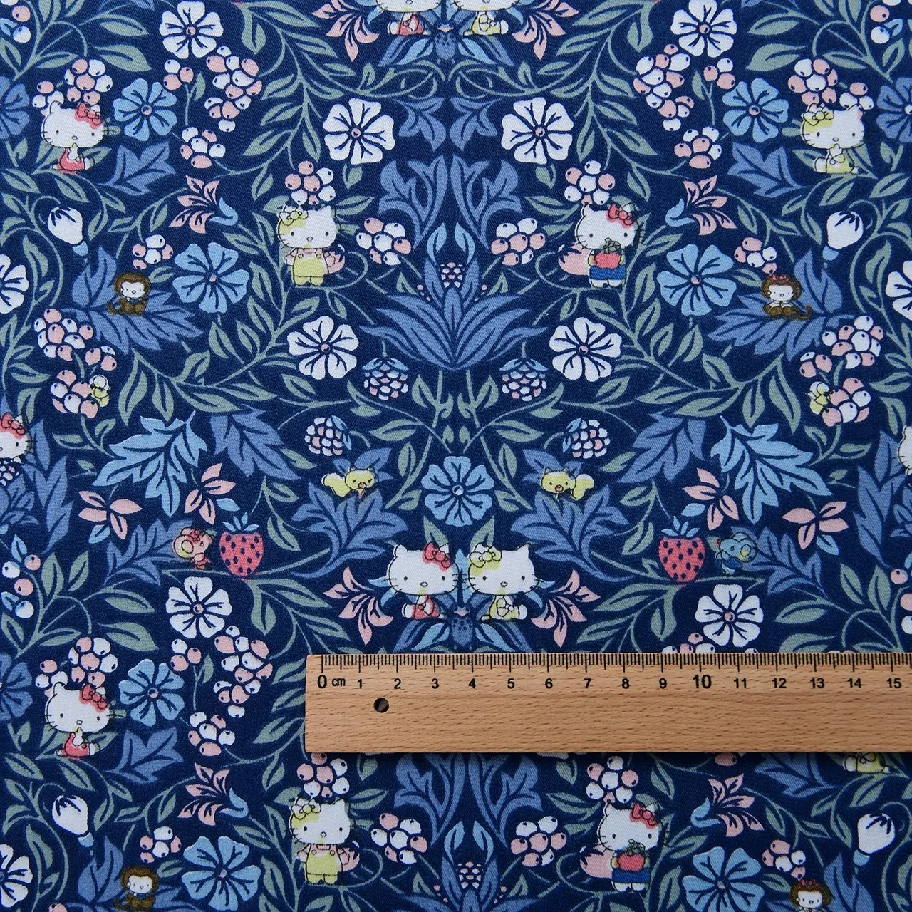 45X160cm Width Sanrio Hello Kitty Flowers 100 Cotton Fabric Sewing Material for DIY Patchwork Textile Tissu Home Clothing