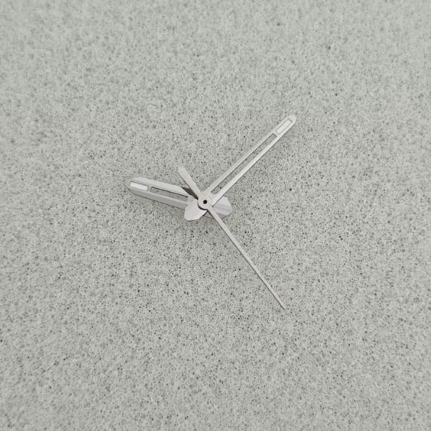 Watch parts – Frosted skeleton watch hands, green luminous, three hands – Fits Japanese NH35 / NH36 / 7S movements.