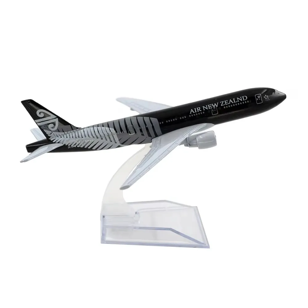 

16 cm B777 Air New Zealand 1:400 Scale 777 Aircraft Model with Base Alloy Plane For Collectible Souvenir Show Gift Decoratio