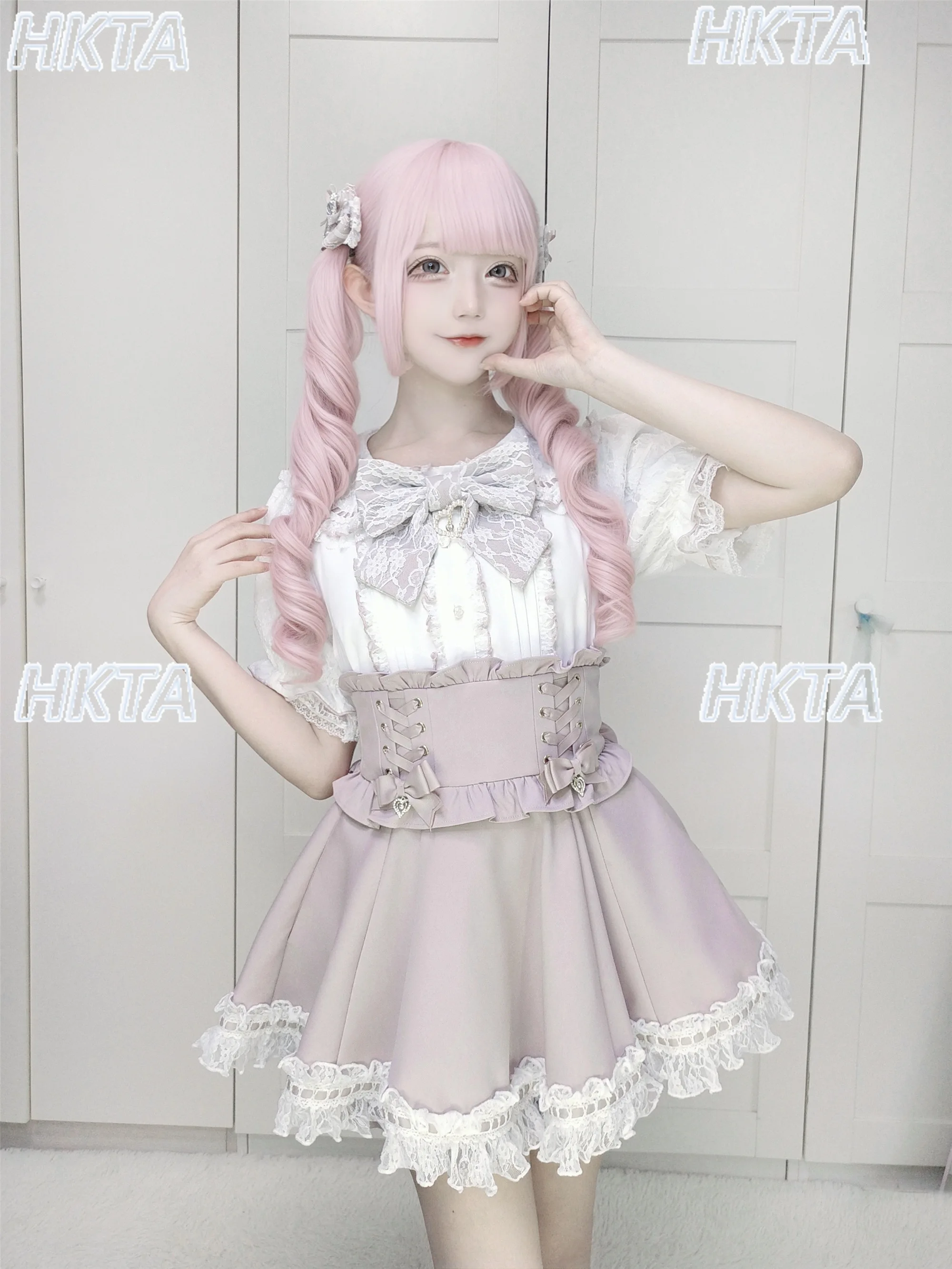 Giapponese 2025 Autunno Nuovo Dolce Colletto della Bambola Camicia a Maniche Lunghe con Fiocco in Pizzo Top a Vita Alta Sottile Gonna A Pieghe Nera Culottes Set da Donna