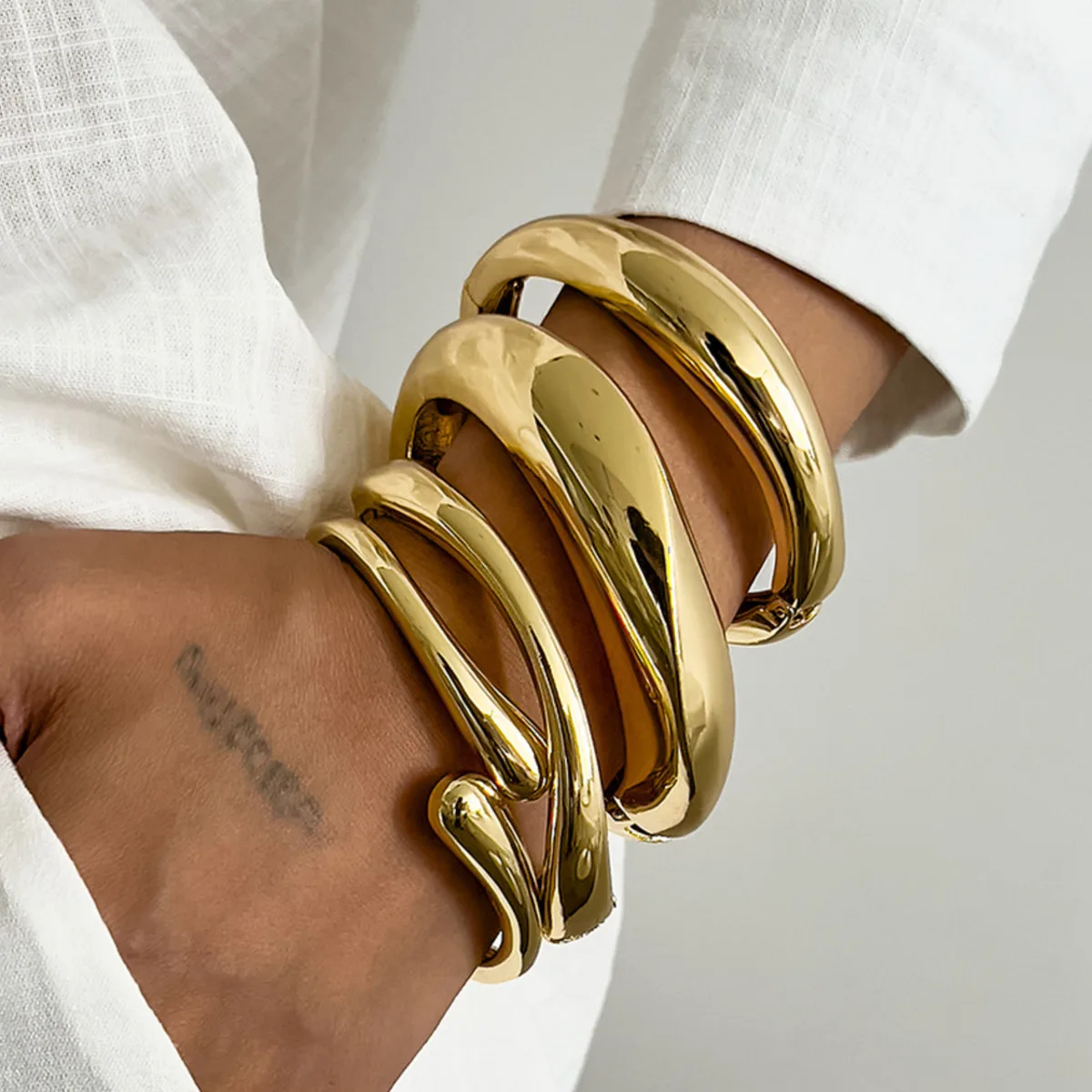 

KunJoe Fashion Glossy Irregular Metal Opening Bangle for Women Hip Hop Multilayer Stackable Wide Cuff Bracelet Simple Jewelry