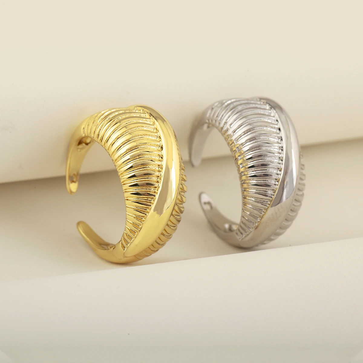 Nidin Vintage Vertical Corrugated Texture Wide Open Adjustable Ring Personality Statement Finger Jewelry Trend Daily Party Gifts