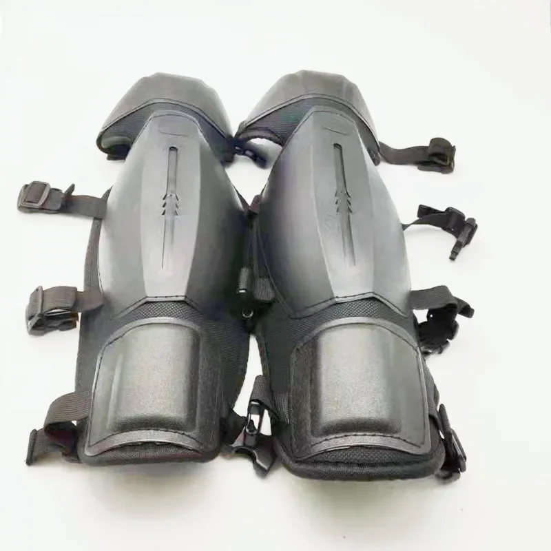 Grass Cutting Leg Protectors Green Grass Cutting Three Section Leg Protectors Knee Cycling Leg Protectors Anti Impact