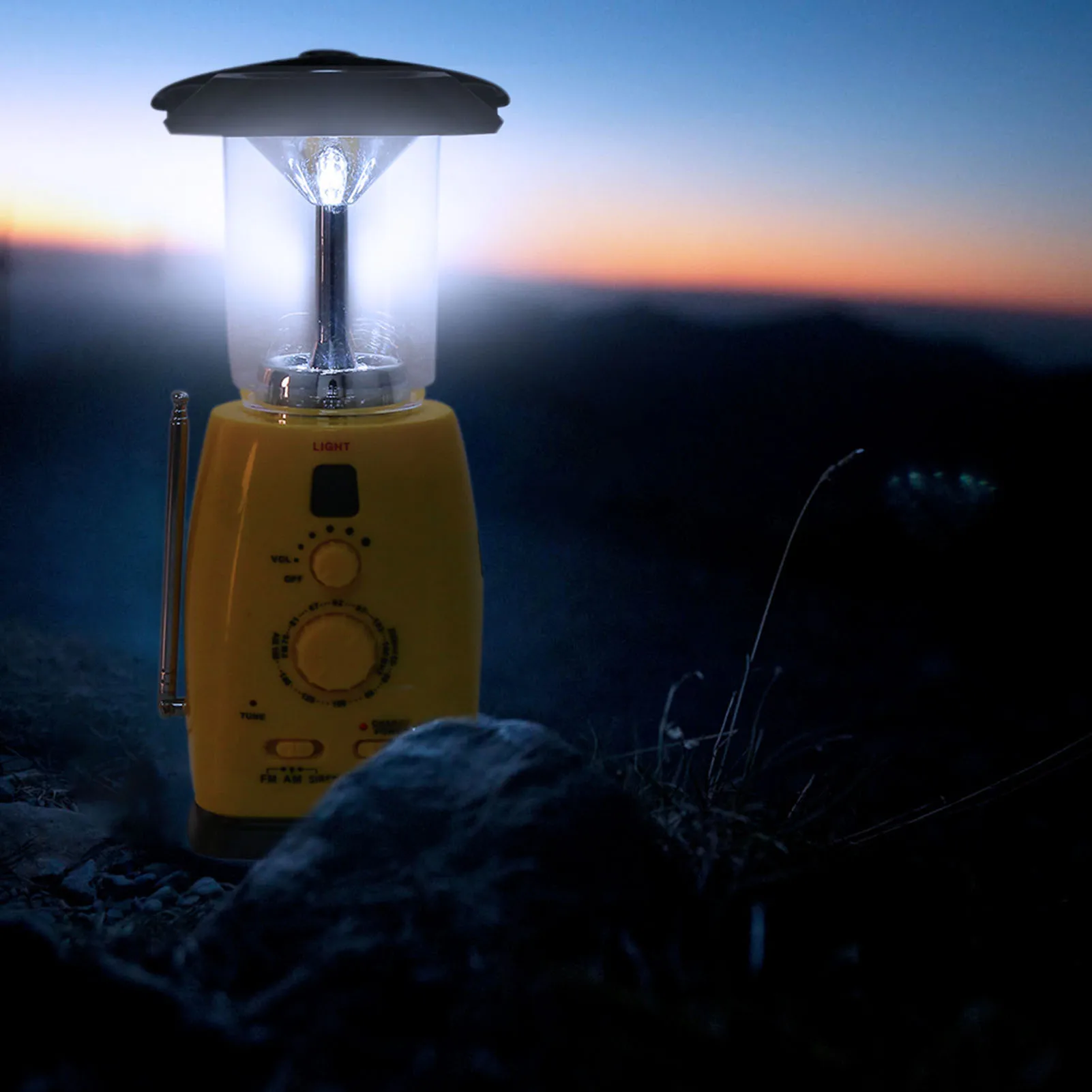 

Emergency Flash Hand Crank Solar Power LED Camping Emergency Flashlight Torch Lamp Phone Hand Crank LED Flash