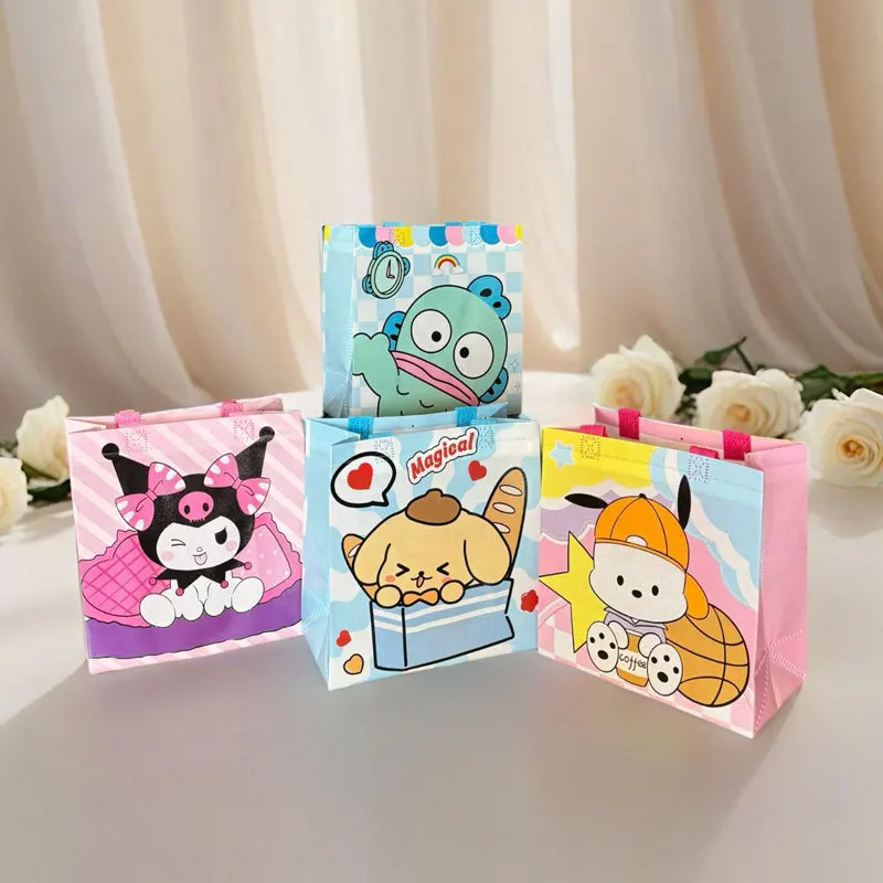 

10/20 шт. Подарочная сумка Kuromi, конфеты, закуски, водонепроницаемые нетканые сумки-тоут, портативная сумка для покупок, мелодия, подарки, декор для дня рождения