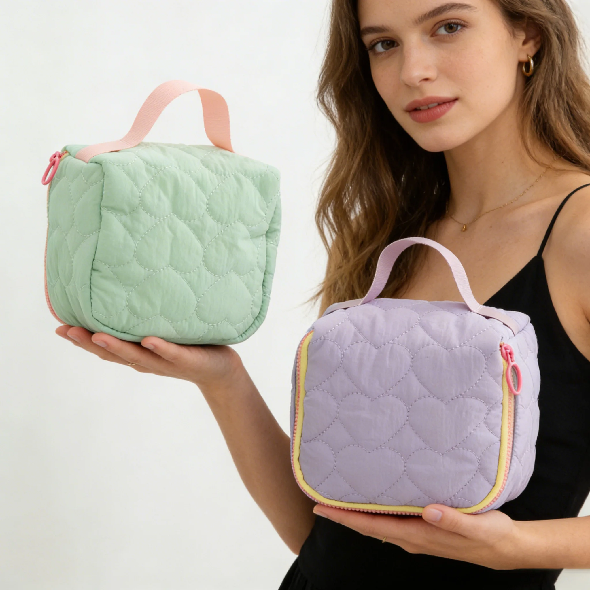 Portable Travel Cosmetic Bag Handheld Wash Bag Breathable Wear-resistant Small Makeup Storage for Lipstick Eye Shadow Organizer