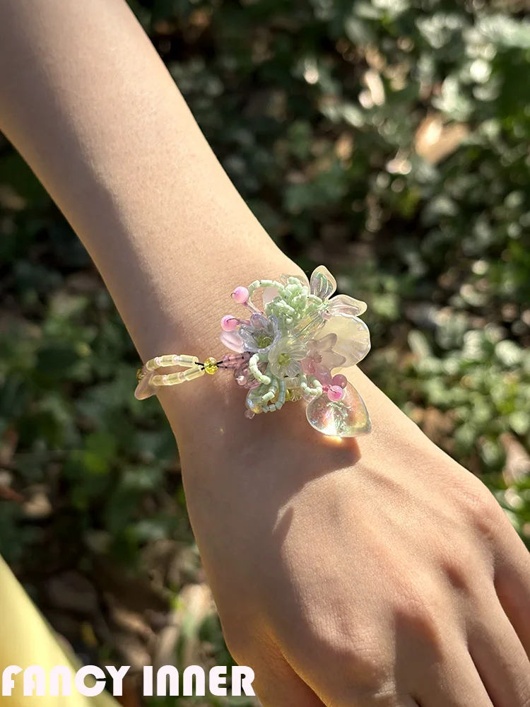 2026 New Flower Bracelet Beaded Transparent Love Heart Sweet Romantic Bracelets for Women Girl Jewelry