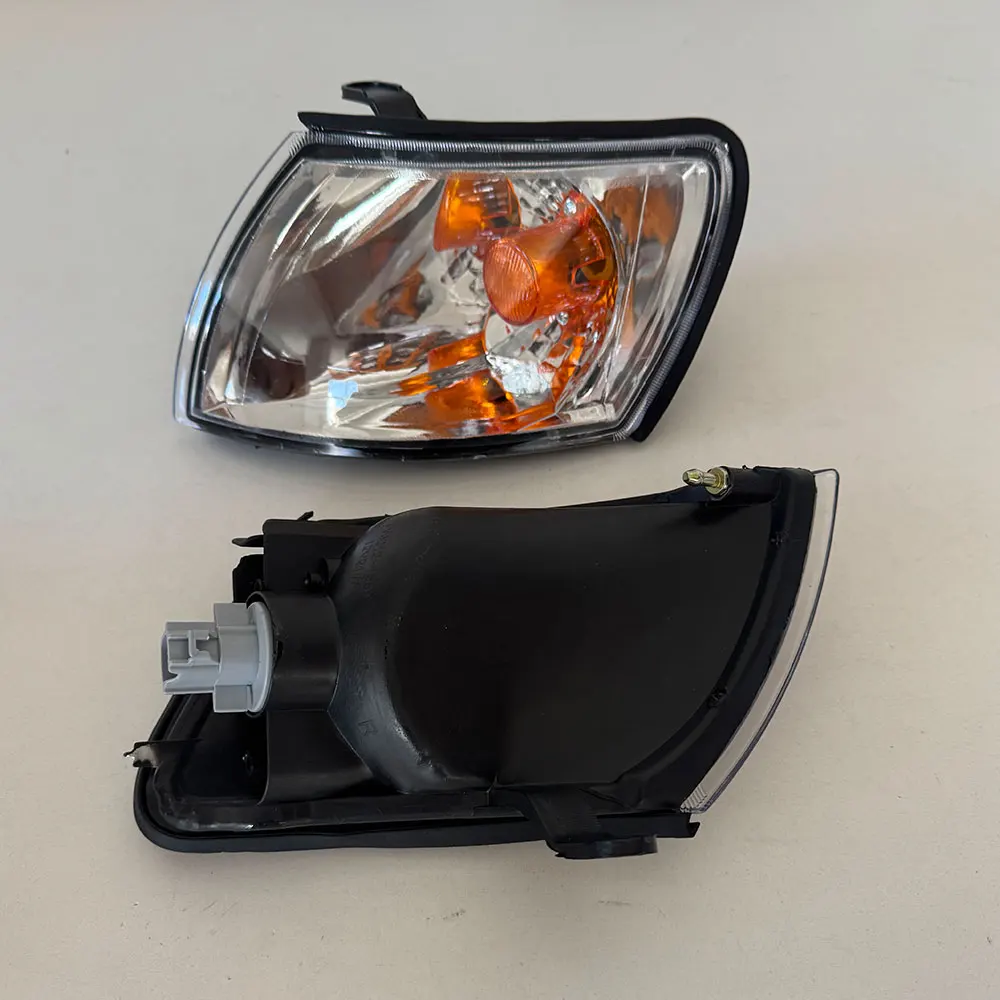 Car Crystal Turn Signal Corner Lamp Indicator Light For Toyota