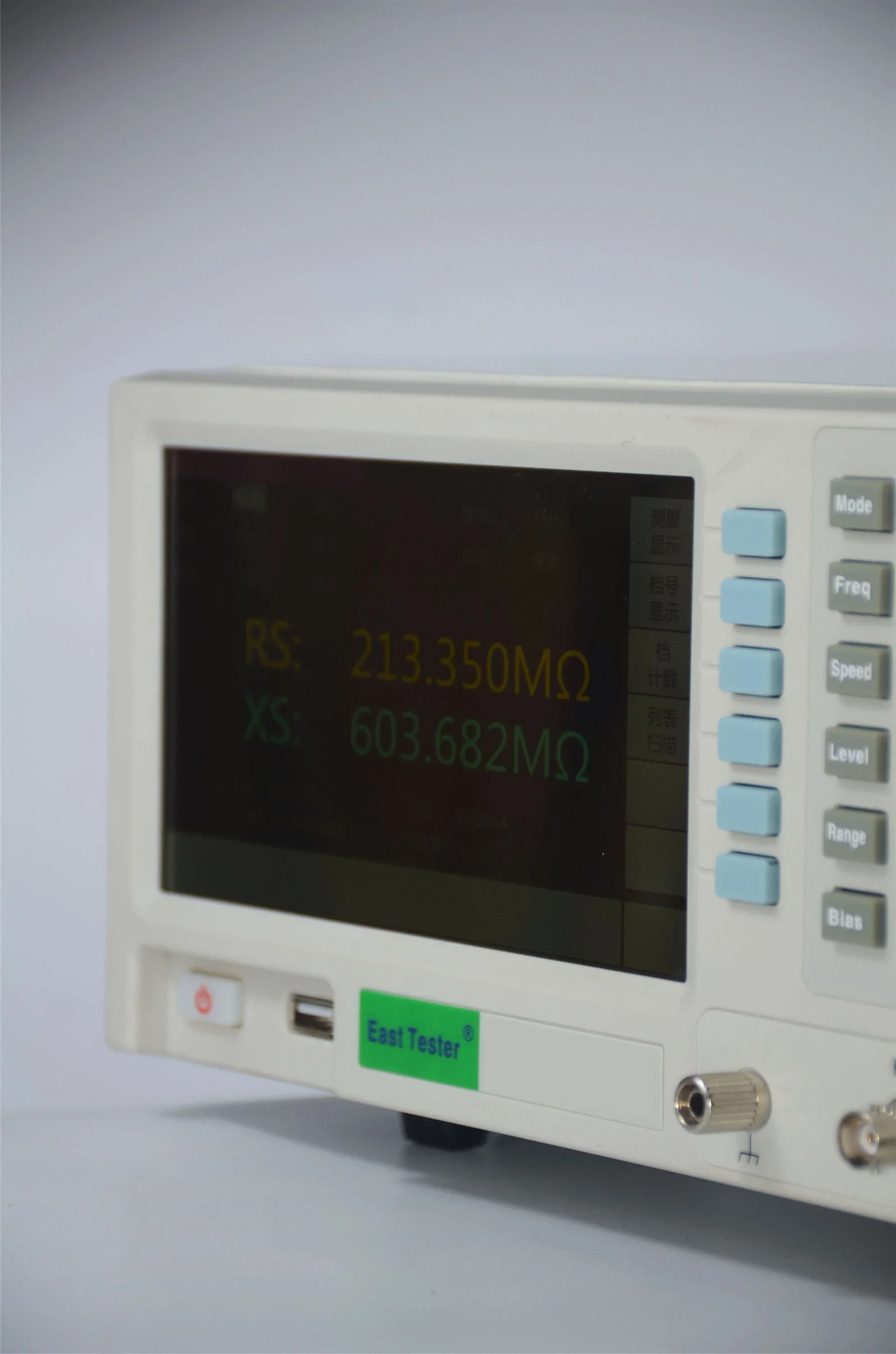 6 1/2 Bench RCL-meter Hoge nauwkeurigheid 0,05% 1MkHz Stap 7''TFTLCD DC Bias USB LCR-meter