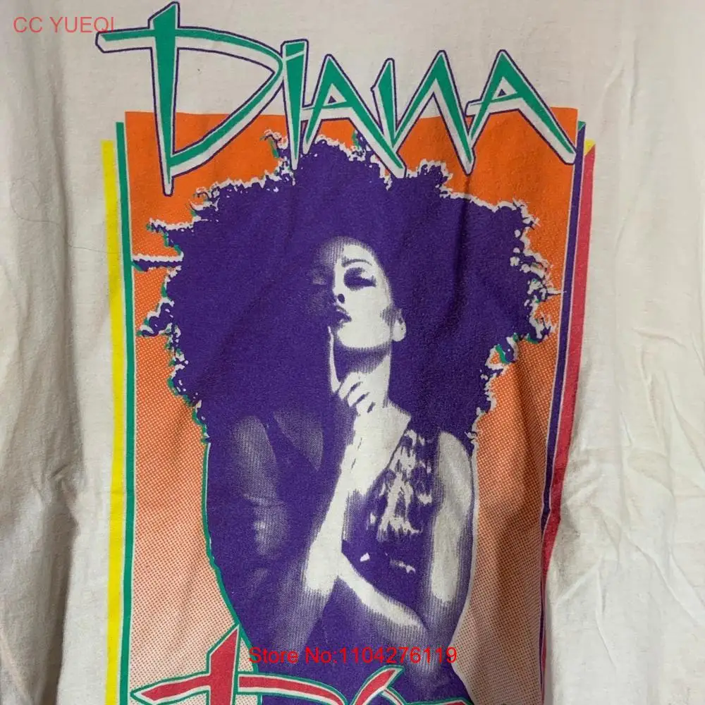 Diana Ross medium white graphic preowned T shirt long or short sleeves