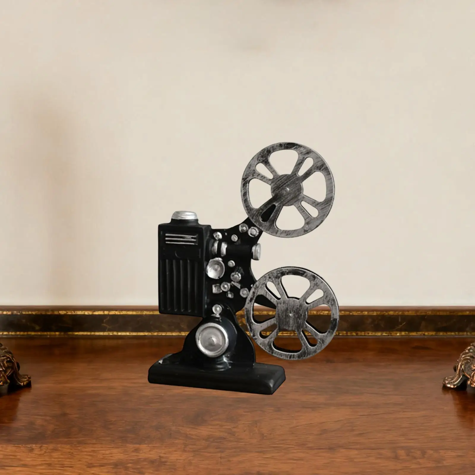 Vintage Movie Film Projector Model Table Decoration Resin Collectible Craft for Home Luxury Room and Object Interior Decor