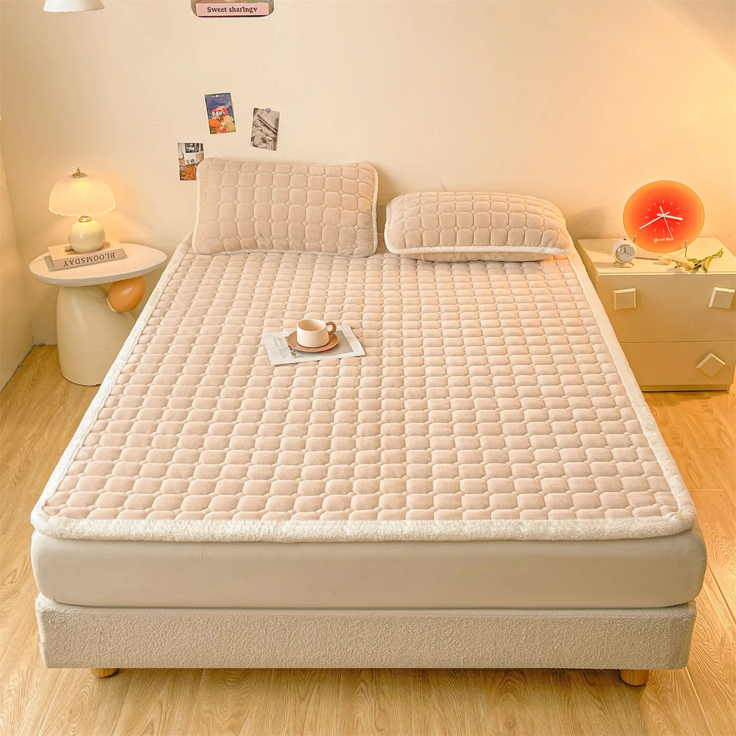 Thickened Warm Milk Fleece Autumn Winter Bed Pad Warmth  Fluffy Cozy Queen Bed Sheet Anti-slip Antistatic King Mattress Toppers