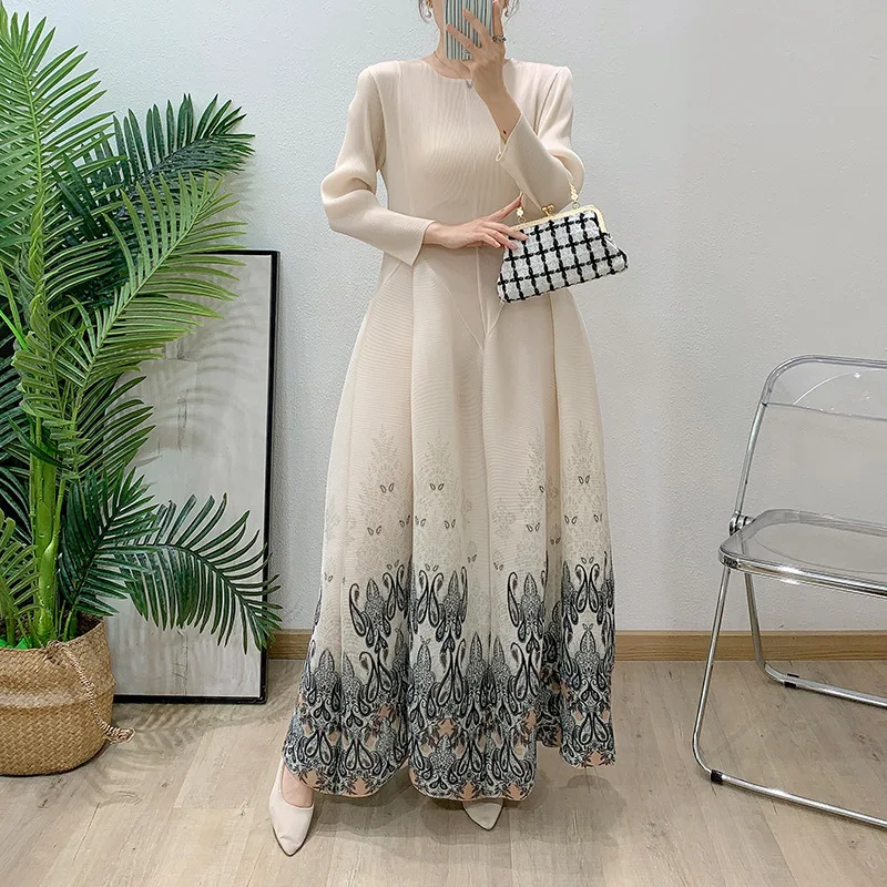 

Miyake Style Pleated Dress for Women 2025 Summer New Women's Loose Large Size Floor-mounted Women's Printed Lantern Skirt