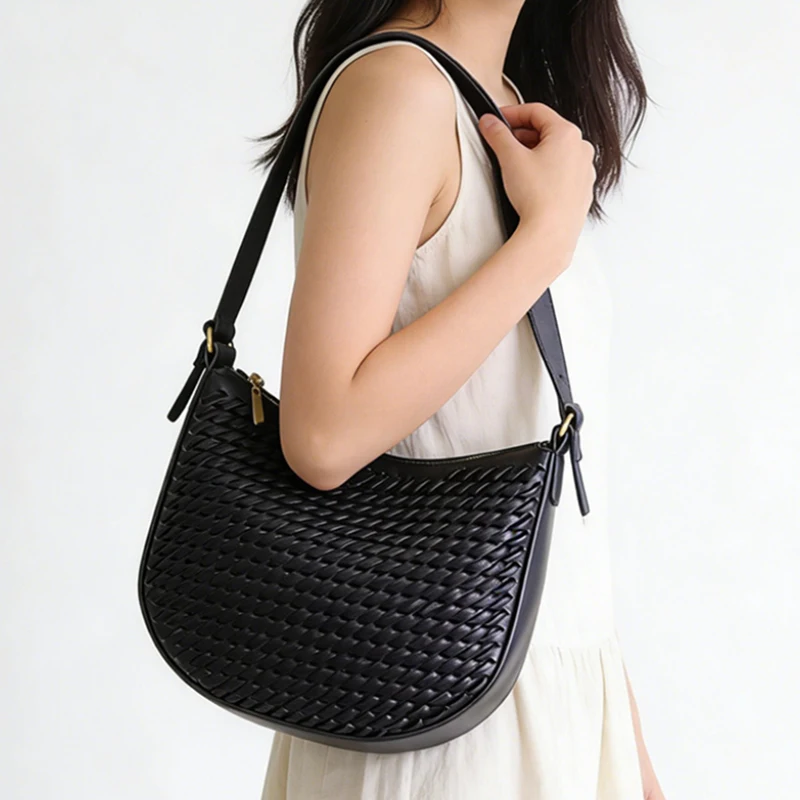 

Crescent-shaped Woven Women's Shoulder Bag European American Adjustable Underarm Bag Vintage Casual Commuter Crossbody Bag