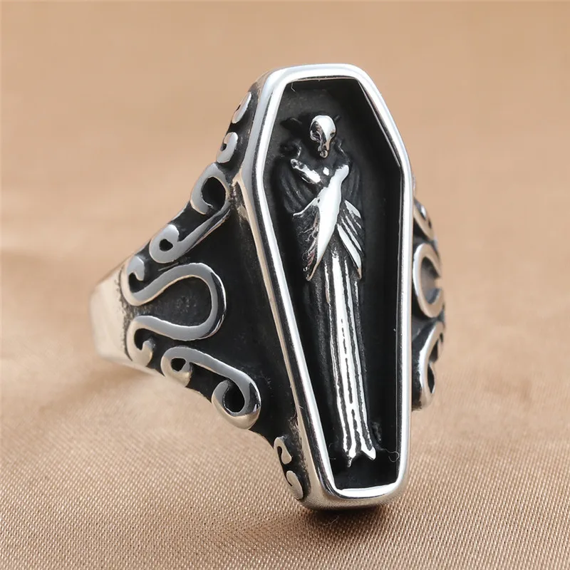 Exquisite Men\'s Fashion Vintage Carved Priest Coffin Ring Wedding Engagement Ring Gothic Punk Party Jewelry Anniversary Gift