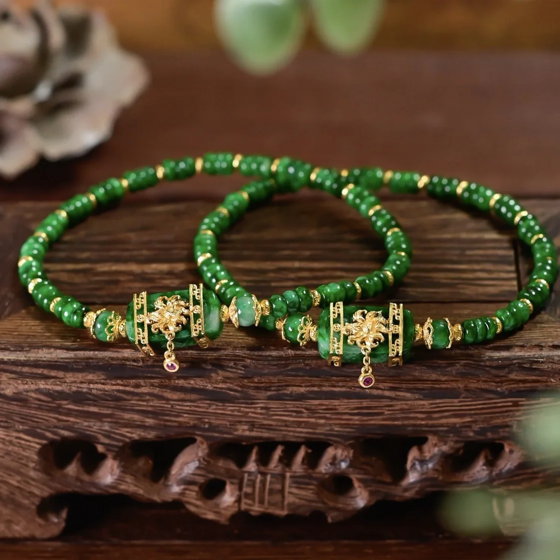Natural Spicy Green Dry Green A-Jadeite Bracelet, Gilded S925 Silver Chinese Women Wrist Jewelry