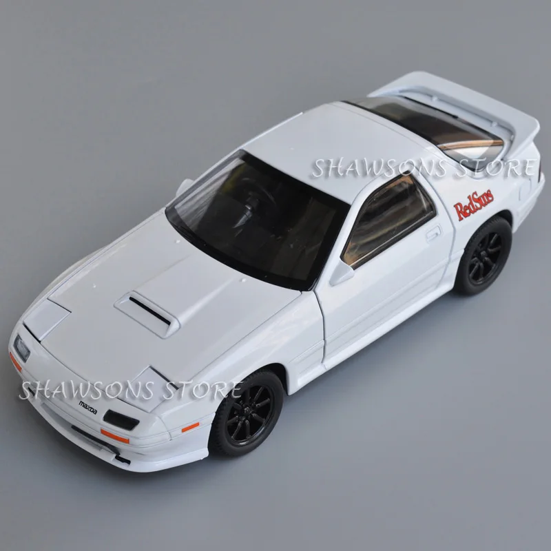 1:24 waga Model odlewu zabawka samochodowa RX-7 RX7 miniaturowa replika Pull Back światło dźwiękowe