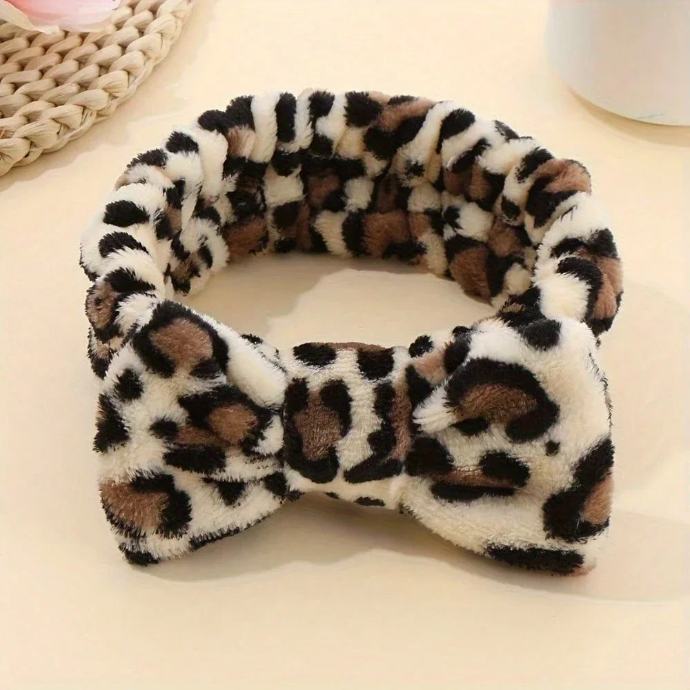 

Leopard Print Bow Headband Soft Elastic Polyester Hair Accessory For Face Wash And Skincare