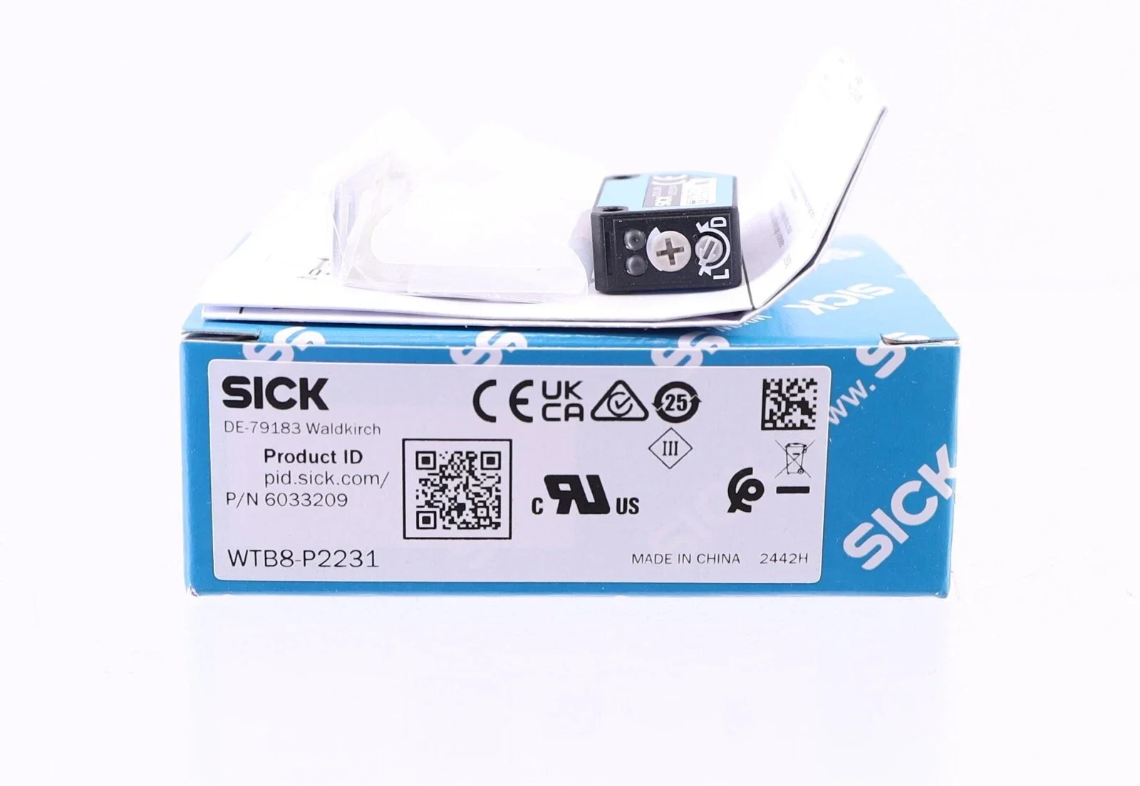

WTB8P2231 WTB8-P2231 6033209 Miniature photoelectric sensors W8