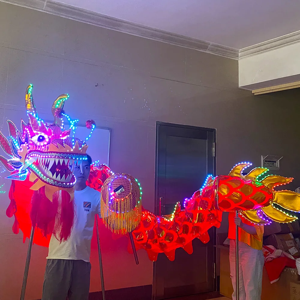 Chinese traditional festival dragon dance Spring Festival Christmas party LED luminous dragon nightclub atmosphere dragon dance