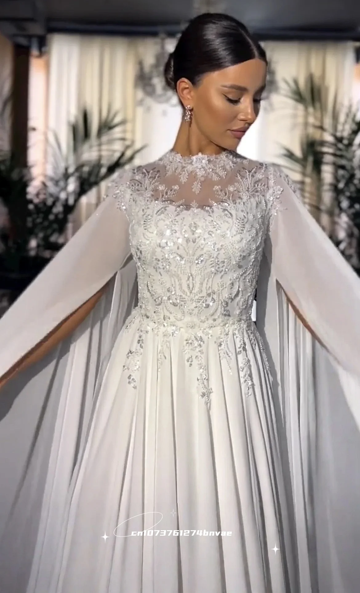 Embrodiery Beads A-Line Chiffon Wedding Dress Caped Sleeves Lace Appliques Arabic Dubai White Bridal Gowns Customized
