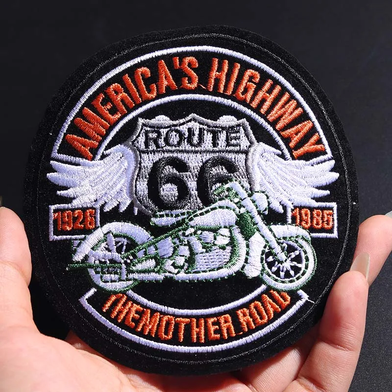 

(Size:11.3X10.3cm)Punk Ride Skull Embroidery Patches for Clothing Iron on Clothes Biker Motorcycle Applique Badge Stripe Sticker